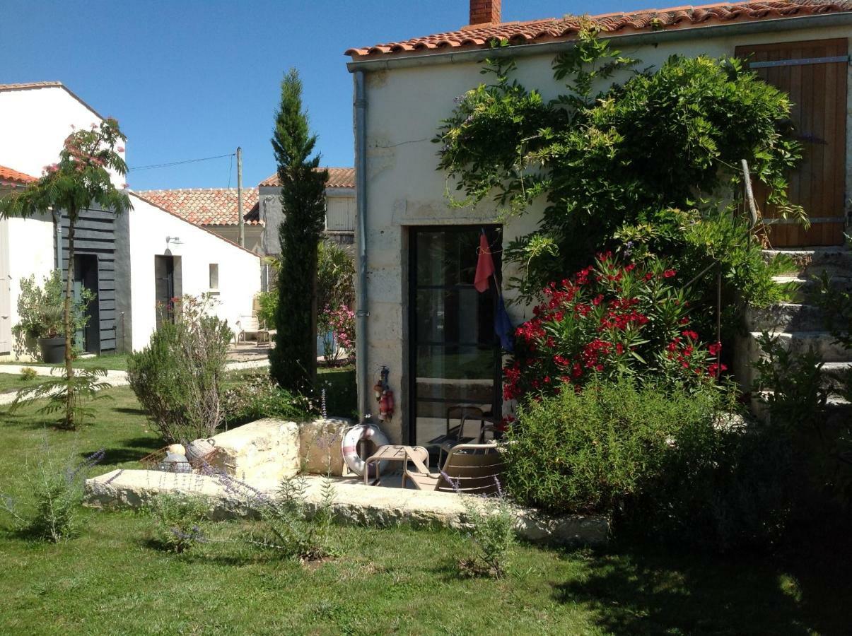 Vents Et Marees Hotel Saint-Pierre-d'Oleron Exterior photo